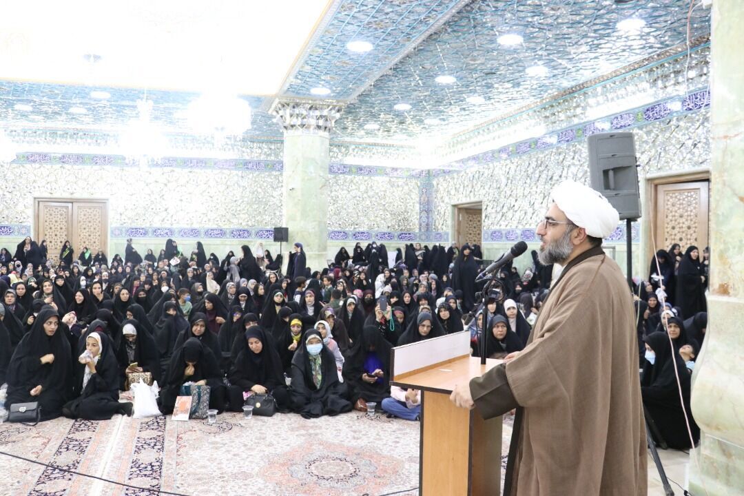 گردهمایی بانوان تمدن&zwnj;ساز شهر کریمه در قم برگزار شد