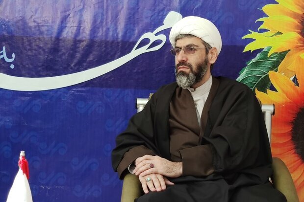 یکپارچگی و همدلی رمز موفقیت در مقابل هجمه سنگین غرب است