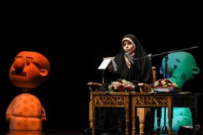 در حلقه رندان دوباره  
جمع شدند