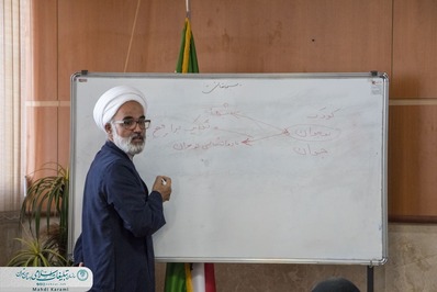 برگزاری جلسه تخصصی جهاد تبیین با موضوع «نقش مبلغات دینی؛ جنگ روایت‌ها»