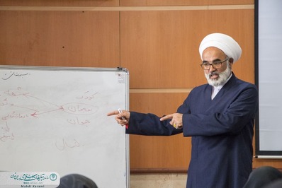 برگزاری جلسه تخصصی جهاد تبیین با موضوع «نقش مبلغات دینی؛ جنگ روایت‌ها»
