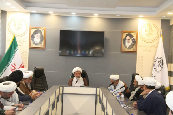 برگزاری نشست تخصصی روحانیون با محوریت جهاد تبیین  به مناسبت هفته وحدت در شیراز
