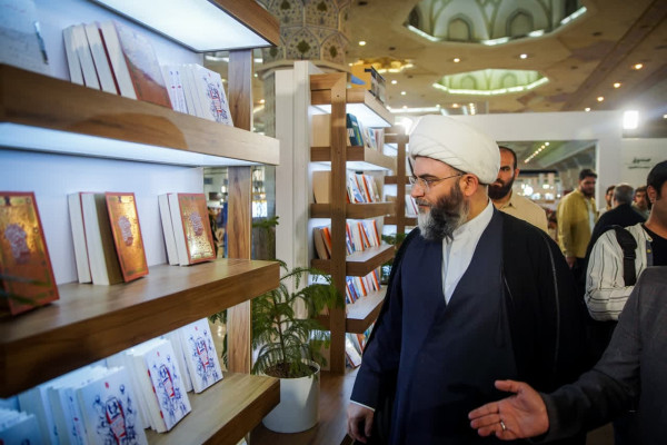 بازدید رئیس سازمان تبلیغات اسلامی از سی و ششمین نمایشگاه کتاب