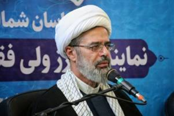 حضور مردم در میدان امنیت و رونق اقتصاد را به همراه دارد