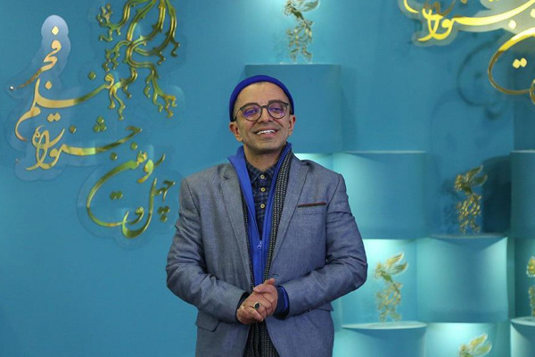 وقتی پای وطن در میان است، اختلاف رنگ می‌بازد