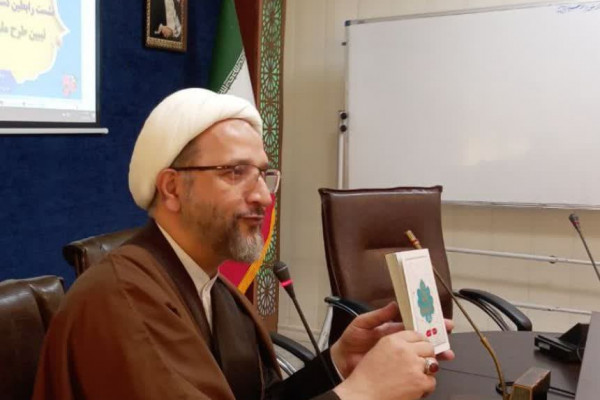 'گلستان|گذشت و محبت کلید تقویت ارتباطات اجتماعی است