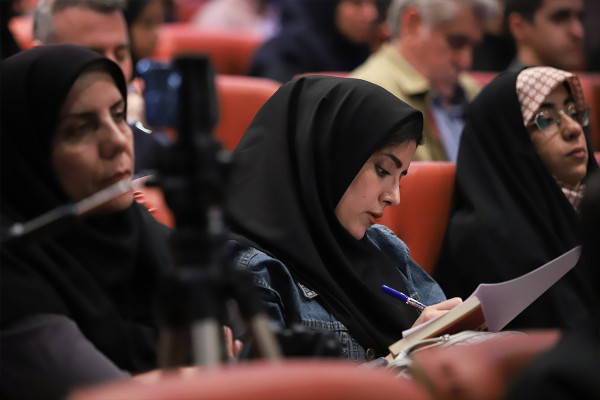 نخستین همایش ملی هنر انقلاب اسلامی