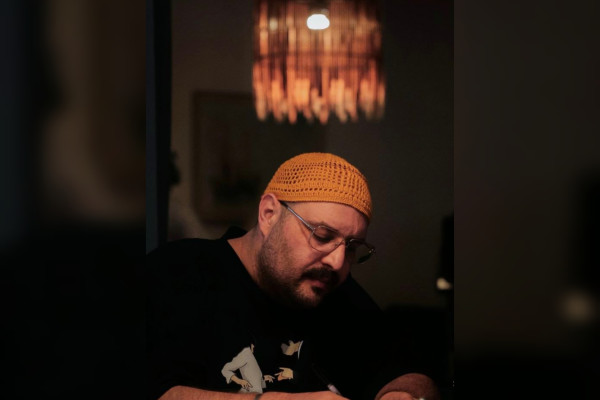 باید زیر چتر وطن بمانیم