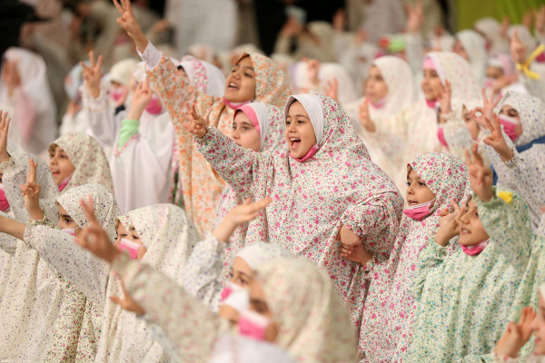 "חגיגת המלאכיות" בנוכחות המנהיג העליון