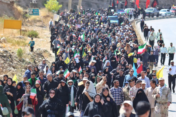 مراسم پیاده روی جاماندگان اربعین در یاسوج برگزار شد