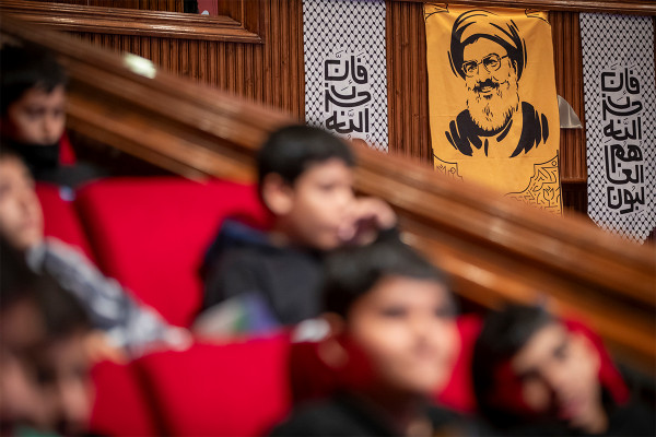 “抵抗大使馆”首次全国集会