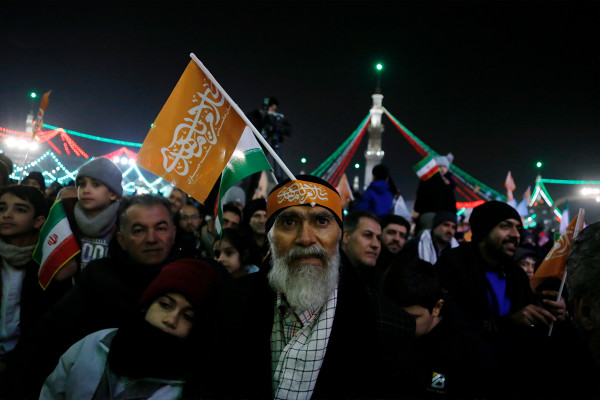 «محفل»؛ من التلفزيون إلى مختلف مدن إيران