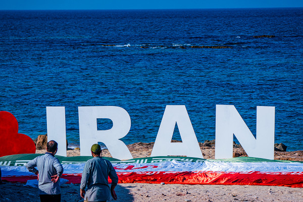 《马赫费尔》：从电视走向伊朗各地