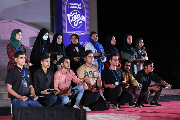 «هيستوري»؛ حملة للقراءة خاصة بالمراهقين