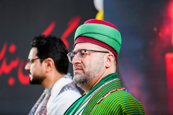 “如星星一般” 活动：伊朗最大的女生庆典