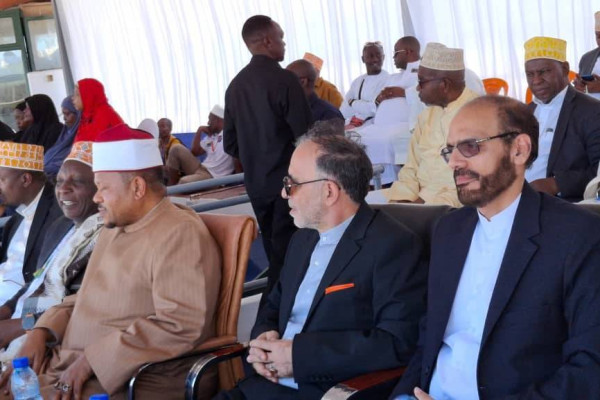 Programa de Televisión “Mahfel”: Celebraciones Coránicas en Irán y el Mundo