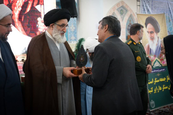 هشتمین آئین تجلیل از پیرغلامان حسینی استان البرز