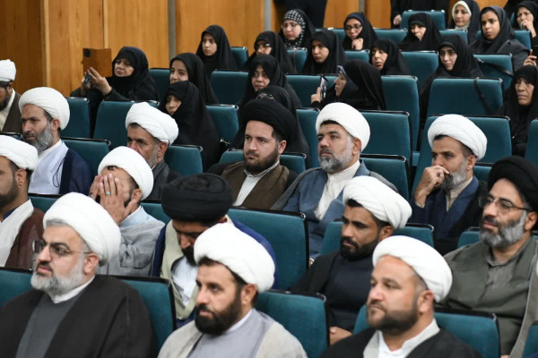 نشست مدیران و شورای راهبردی بانوان سازمان تبلیغات اسلامی در شیراز