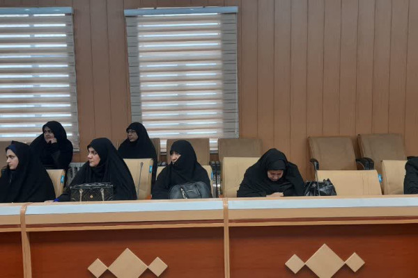 برگزاری جلسه برنامه ریزی مراسم اعتکاف در شهرستان دره‌شهر