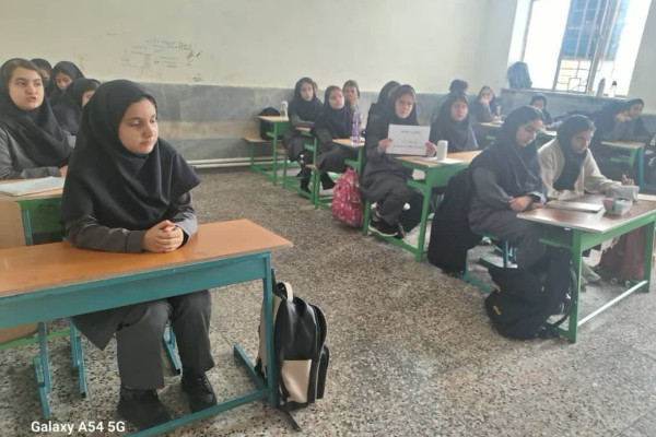 دعوت رئیس اداره تبلیغات اسلامی بدره از دانش آموزان برای اعتکاف