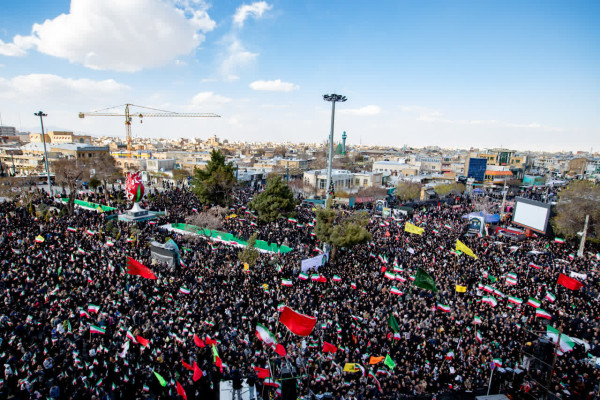 بیعت مردم اراک با رهبر انقلاب