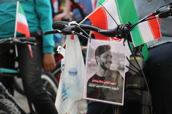 در رکاب ایران