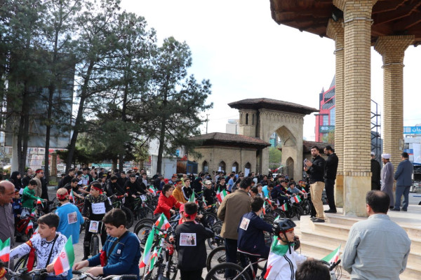 در رکاب ایران