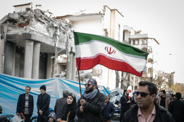 مراسم بیعت با آیت‌الله سید مجتبی خامنه‌ای با حضور جمع کثیری از مردم