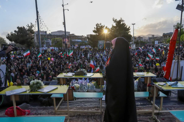 دختران جان‌فدای ایران