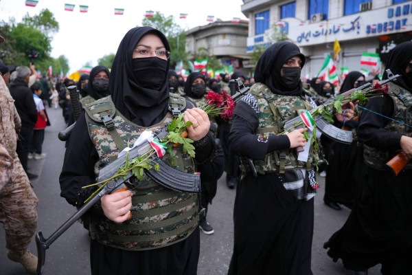 اجتماع بزرگ «بانوان جانفدا» در رشت برگزار شد