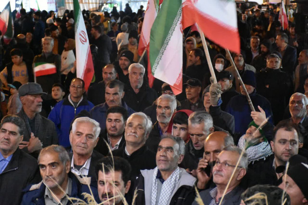 قروه میزبان بیرق و خدام حرم مطهر رضوی شد