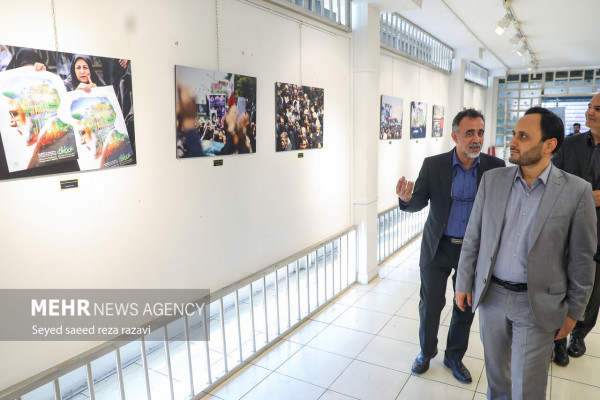 افتتاح نمایشگاه عکاسی تشییع خادمان حرم ایران