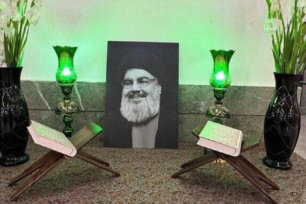 در قلب‌های ما حرم داری همیشه