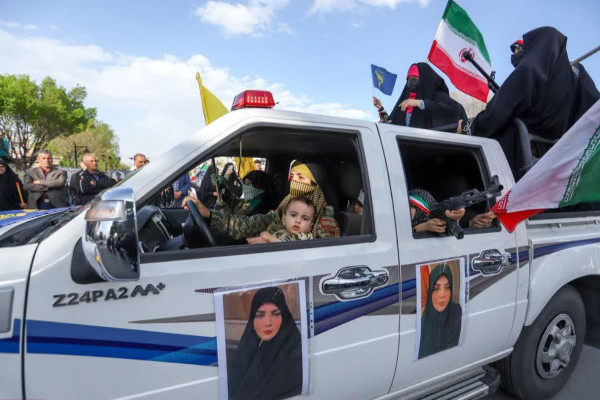 دختران جان‌فدای ایران