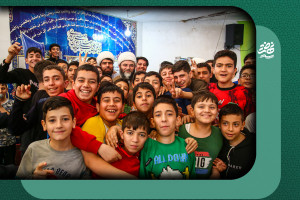 الاعتكاف: دليل على إيمان عميق لدى المراهقين الإيرانيين بالإسلام